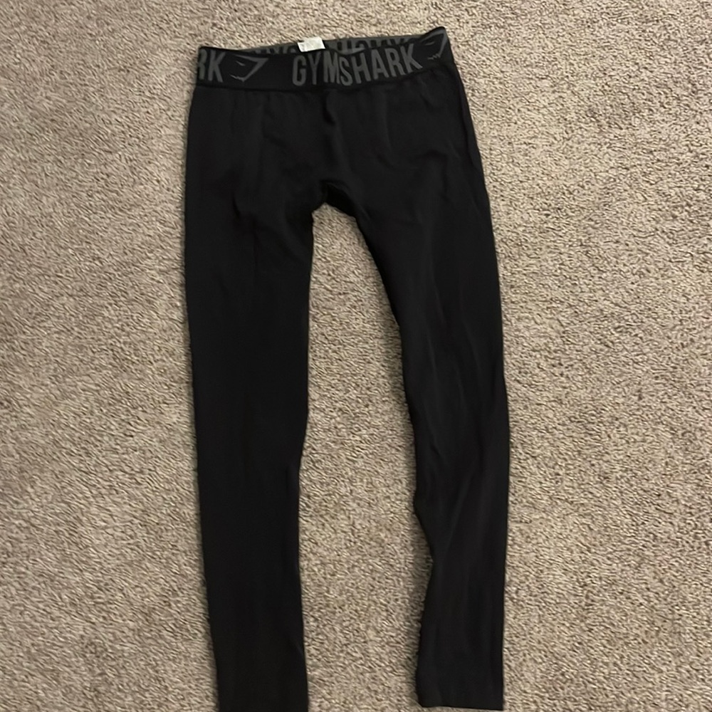Black gymshaek leggings low rise